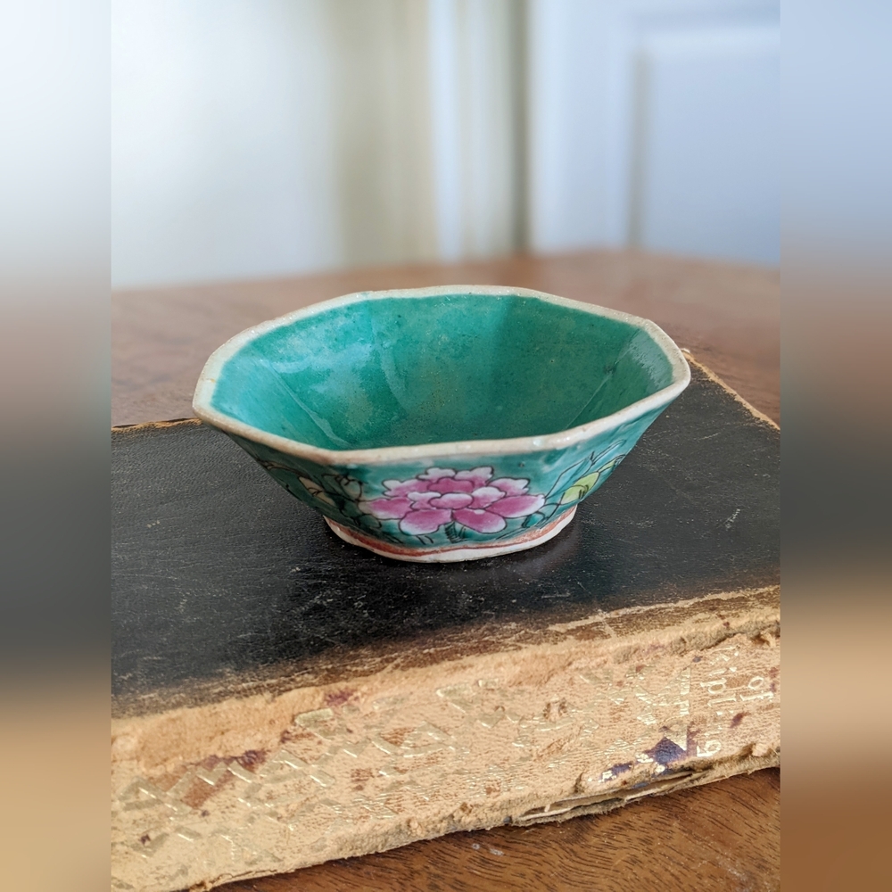 Chinese Antique Qing Dynasty Guangxu Reign (1875-1908) Porcelain Bowl